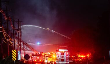 Aviakatastrofa JAV: krovininis lėktuvas sudužo vos pakilęs iš oro uosto