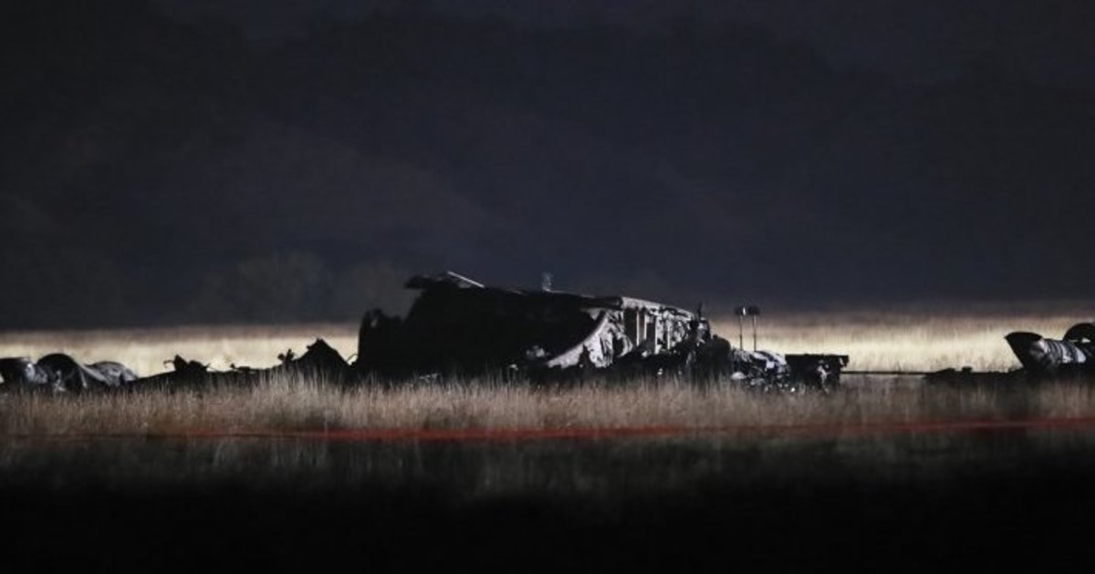 Siaubinga aviakatastrofa – sudužo karinis lėktuvas: žuvo visi 20 jame buvę žmonės