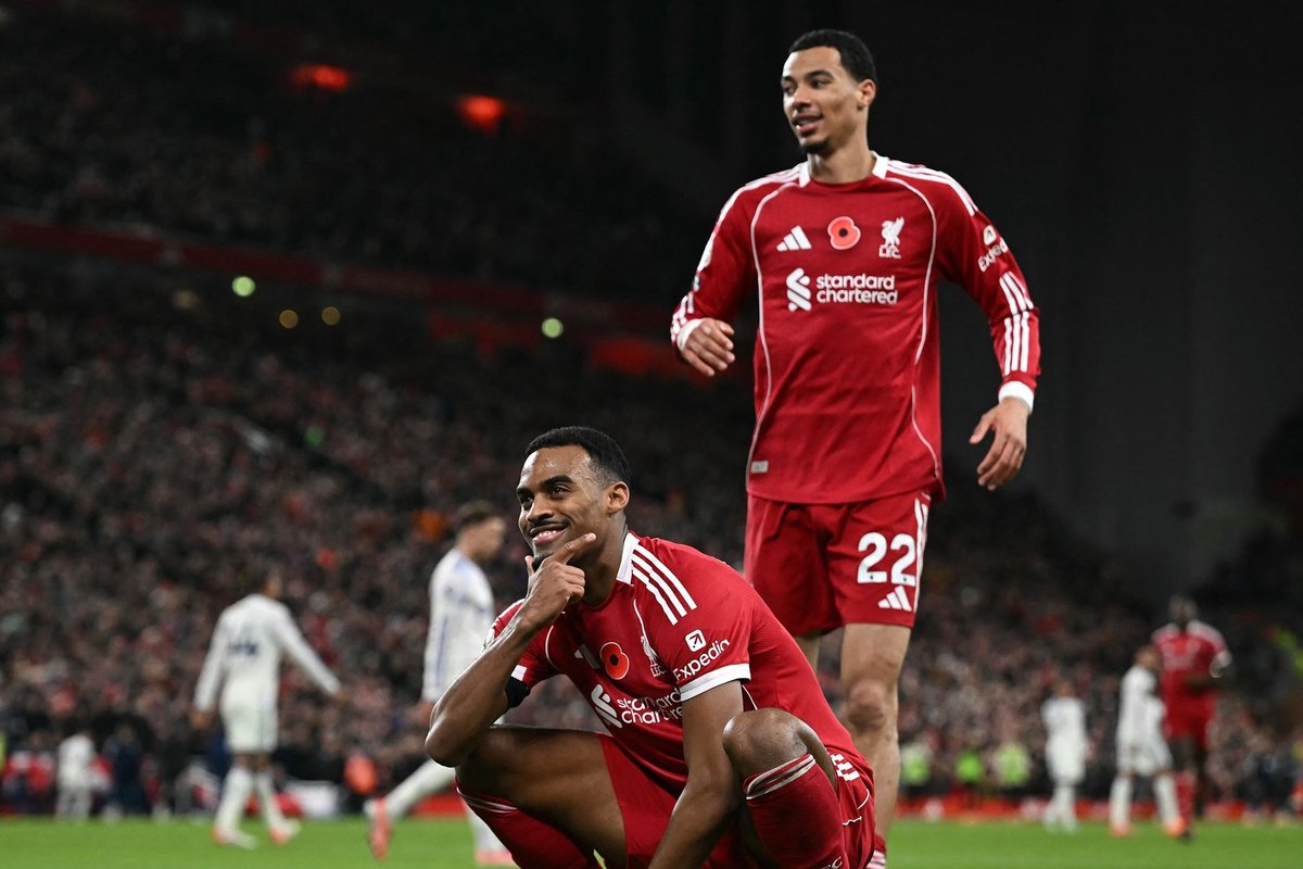 „Liverpool“ nutraukė košmarišką seriją, „Real“ neturėjo vargo Ispanijoje