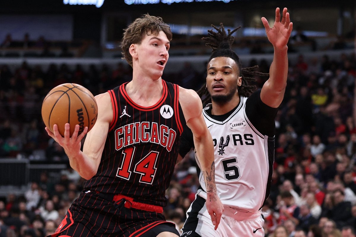 Buzelis buvo solidus, o „Bulls“ neatsilaikė prieš Wembanyamos šou