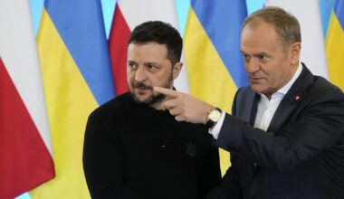 Karas Ukrainoje. Štai kokio kirčio sulaukė už raginimą nutraukti paramą Ukrainai: lenkų premjeras žodžių negailėjo