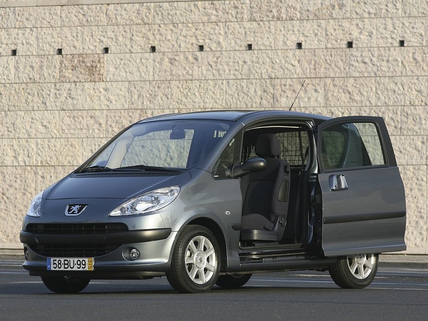 Peugeot 1007 (nuotr. gamintojo)