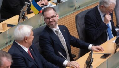 Išskirtinė diena Seime: prisiekė naujieji ministrai - Delfi