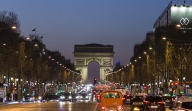 Paryžius po 125 metų atsisveikina su popieriniais metro bilietais