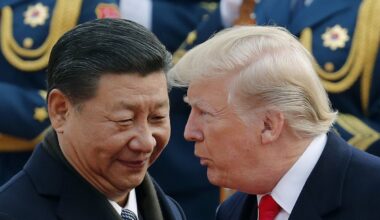 Kinijos žiniasklaida: Xi Jinpingas telefonu kalbėjosi su Trumpu