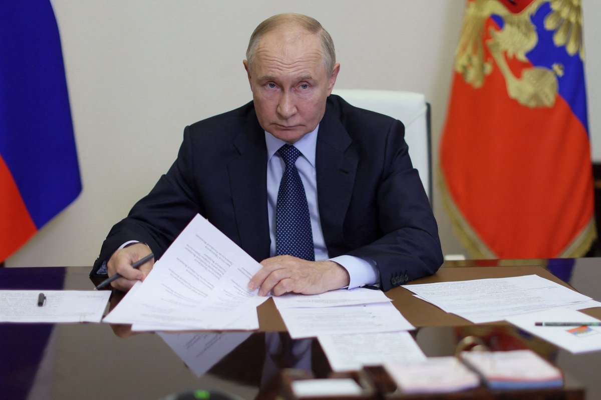 Putino paslaptį išdavė trys objektai