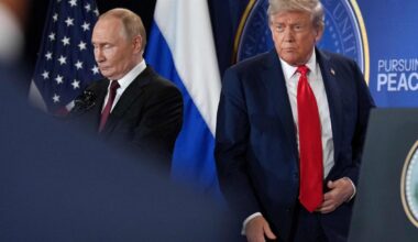 Trumpas ir Putinas įsivėlė į pavojingą žaidimą