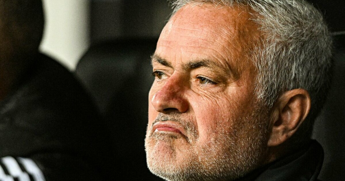 Jose Mourinho paliko „Fenerbahče“ su įspūdinga skola viešbučiui