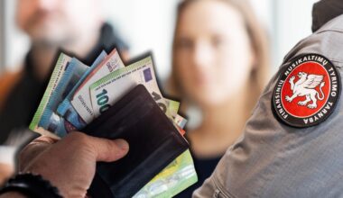 FNTT įrodinėjo per klaidą pervedusi milžiniškas sumas