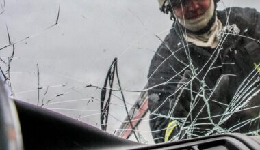 Didelė avarija netoli Rietavo – susidūrė vilkikas ir du lengvieji automobiliai