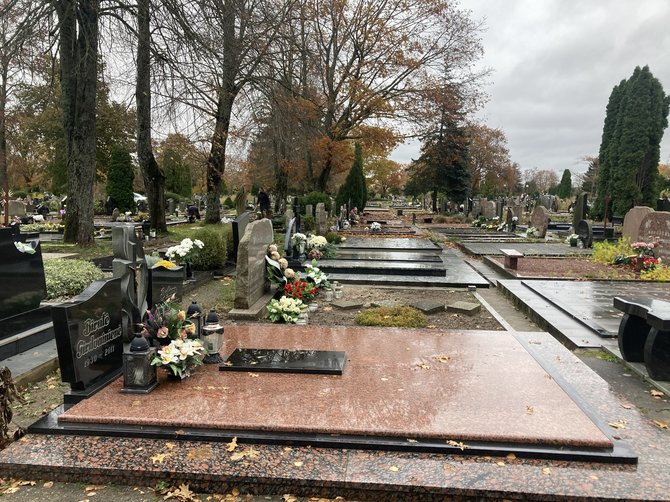 Aurelijos Jašinskienės / 15min.lt nuotr./Lėbartų kapinės