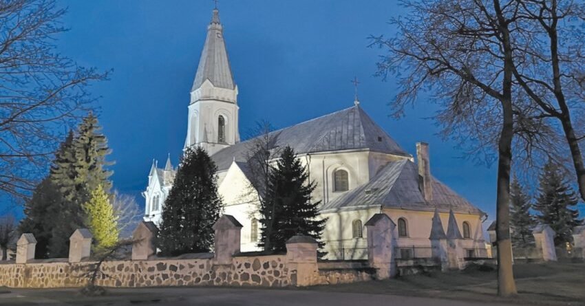 Bažnyčios už elektrą moka kaip gamyklos: klebonas pakilo į kryžiaus žygį