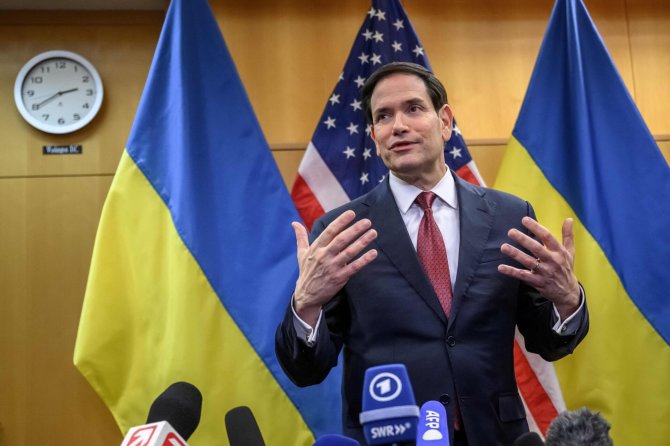  JAV valstybės sekretorius Marco Rubio  / FABRICE COFFRINI / AFP