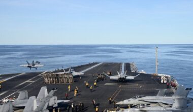 JAV lėktuvnešis atvyko į Lotynų Amerikos regioną sustiprinti kovos su narkotikais operacijos pajėgų