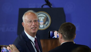 Ukrainoje užaugęs Rusijos pasiuntinys Kirilas Dmitrijevas: Putino propagandistas ar raktas į taiką?