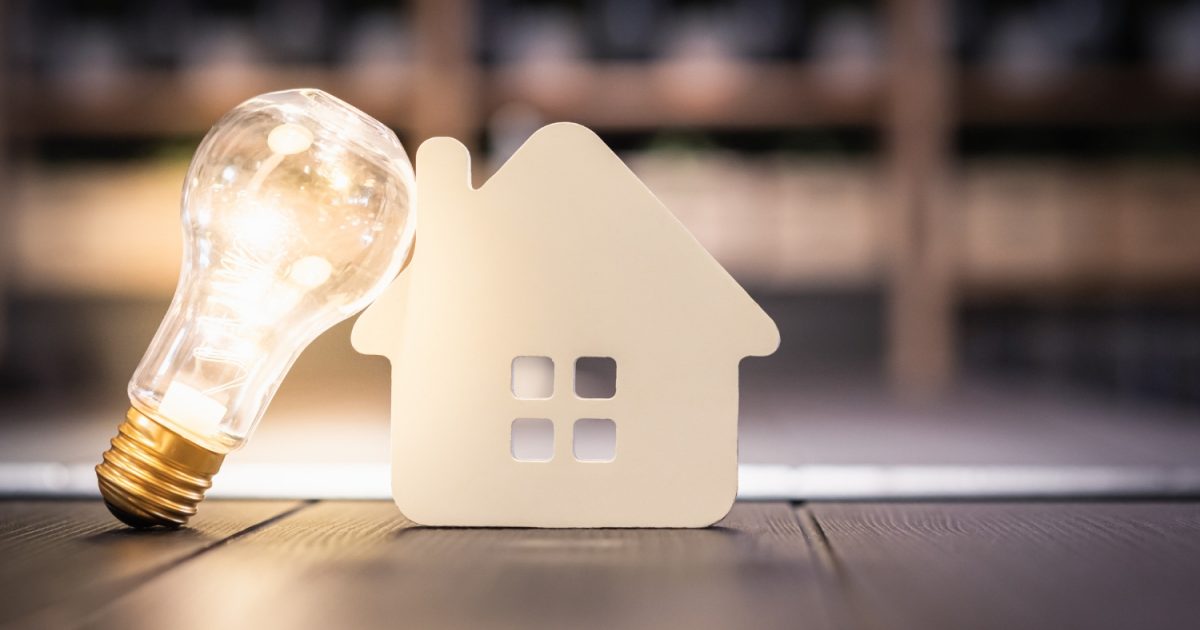 Kainų šokas elektros biržoje: Lietuva vos nepadengė viso savo poreikio, bet mokėjo rekordiškai daug