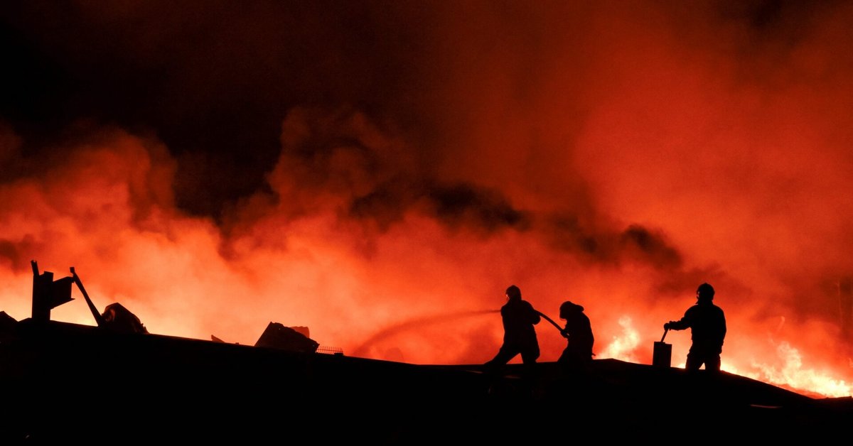Pareigūnai: didžiulis gaisras netoli Argentinos sostinės suvaldytas