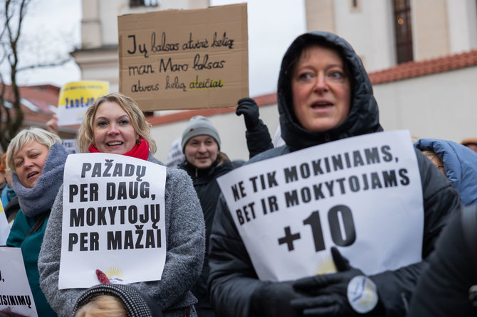 Patricija Adamovič / BNS/Mitingas prie Švietimo, mokslo ir sporto ministerijos