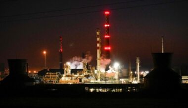 Bulgarija paskyrė aukšto pareigūną perimti „Lukoil“ gamyklos kontrolę dėl JAV sankcijų