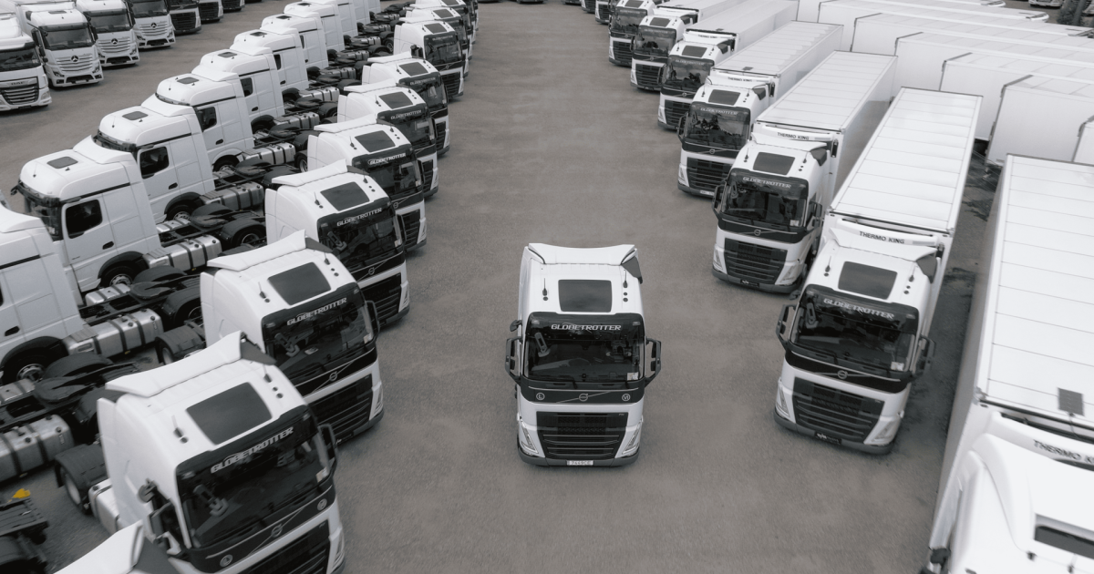 Kodėl kai kurios įmonės moka mažiau, veža daugiau ir greičiau? Atsakymas slypi sunkvežimių parke