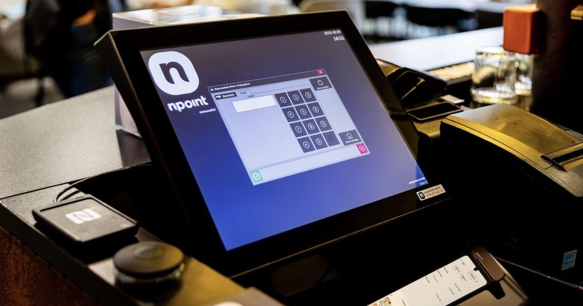 Lietuvių „nSoft“ pristatė naująją „nMobile v2“: padavėjai aptarnauja greičiau, o klientai laukia trumpiau