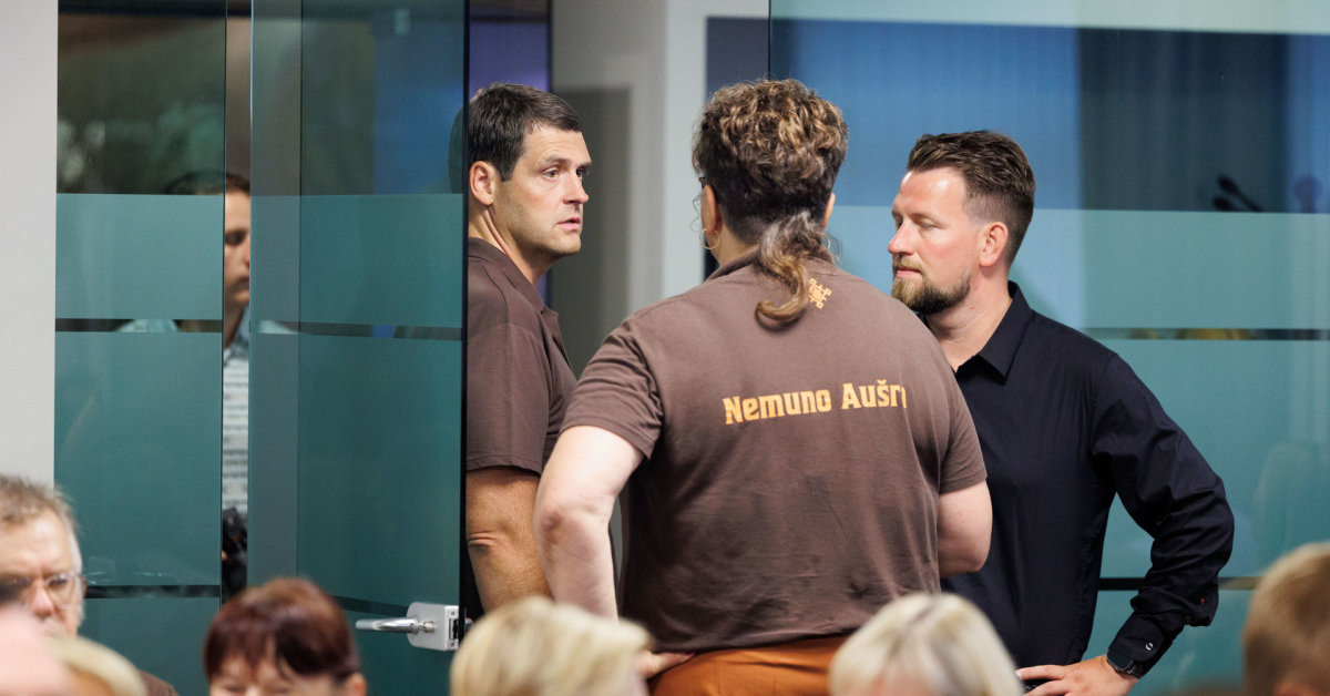 „Aušriečių“ priimtoje rezoliucijoje – perspėjimai dėl valdžios uzurpavimo, kaltinimai žiniasklaidai