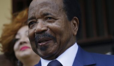 92 metų prezidentas prisaikdintas naujai 7 metų kadencijai