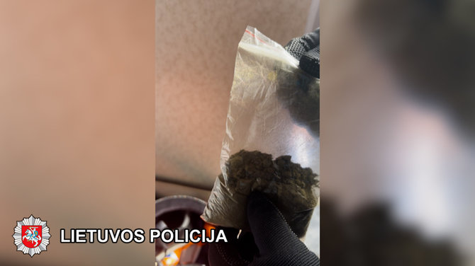 Klaipėdos apskrities VPK nuotr./Per kratas aptikta narkotinių medžiagų
