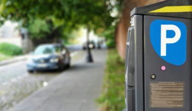 Skaudus smūgis automobilių industrijai: vis daugiau vokiečių atsisuka į viešąjį transportą