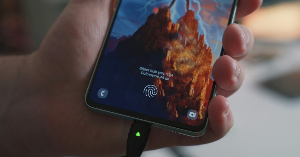 Išmaniųjų telefonų įkrovimo testas: didžiulis eksperimentas išsklaidė absoliučiai visas abejones
