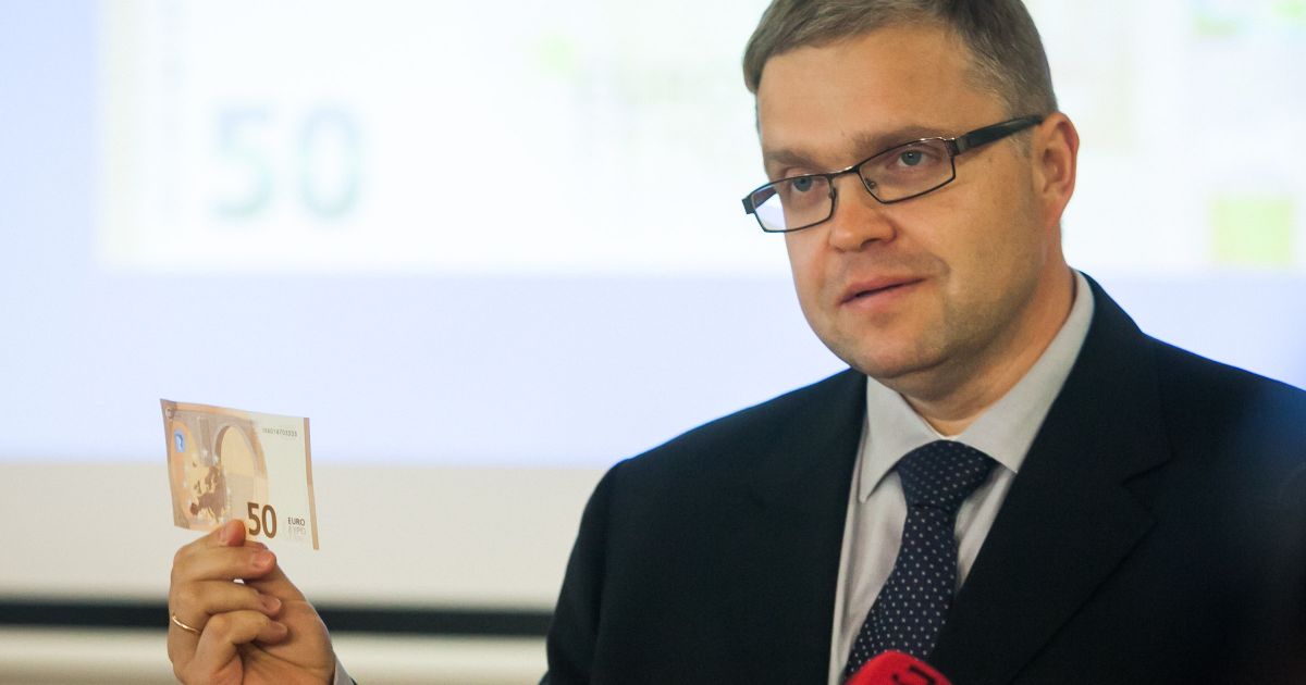 Vitas TOMKUS: ATSIPRAŠAU BANKININKO VASILIAUSKO - Respublika.lt