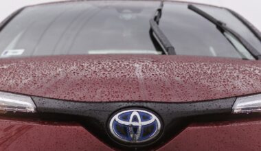 Naudotų hibridų bumas: kodėl šie automobiliai tampa vis dažnesniu pasirinkimu? - Respublika.lt