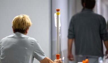 Parlamentarai uždraudė priemokas už sveikatos priežiūros paslaugas - Respublika.lt