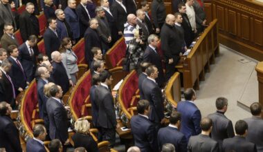 Dėl korupcijos skandalo Ukrainos Rada sustabdė veiklą - Respublika.lt