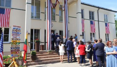 Jauną vilnietį nuteisė už JAV herbo išniekinimą - Respublika.lt