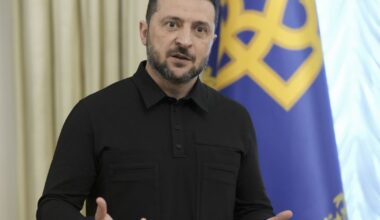 Artėjant žiemai Zelenskis ukrainiečiams siūlo nemokamas keliones traukiniu - Respublika.lt