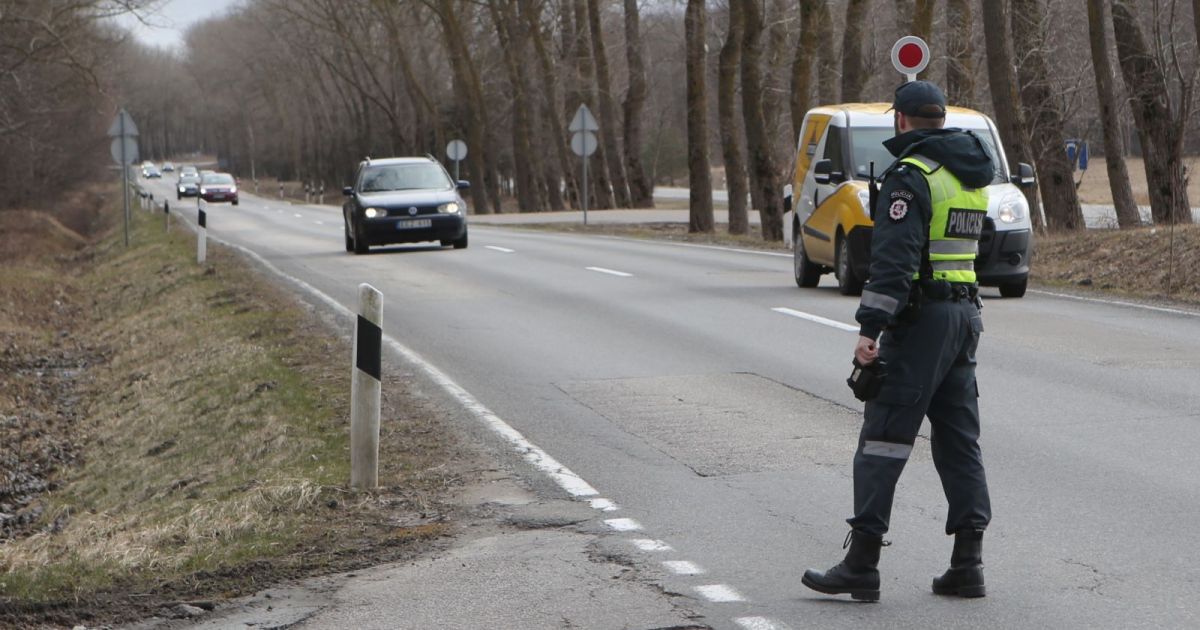 Policija skelbia: kokie reidai ir specialūs patikrinimai vairuotojų lauks lapkričio mėnesį - Respublika.lt