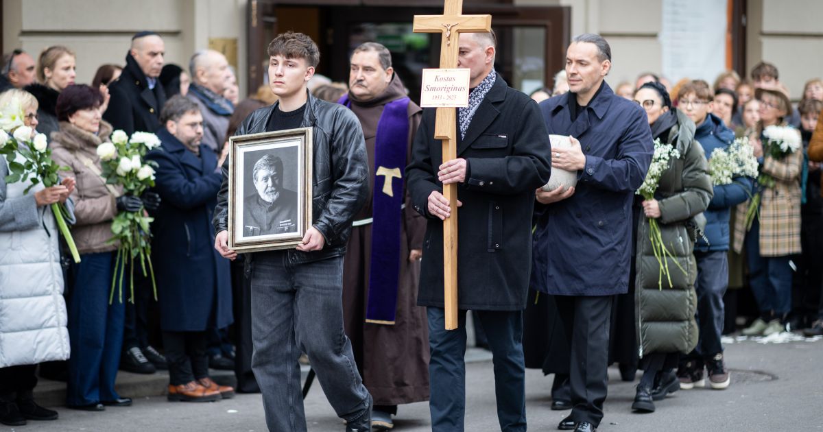 Kostas Smoriginas palaidotas Rimo Tumino kaimynystėje - Respublika.lt