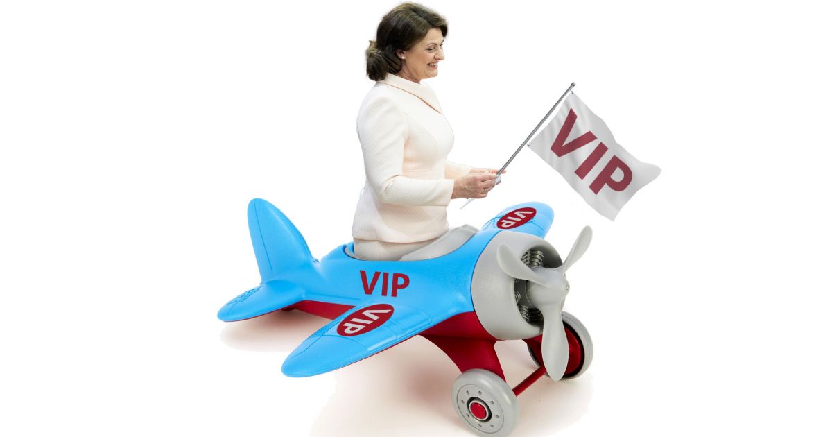 Prezidentienė Diana pagaliau pasijus tikra ponia - Respublika.lt