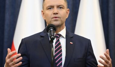 Lenkijos prezidentas atsisakė paskirti 46 naujus teisėjus - Respublika.lt