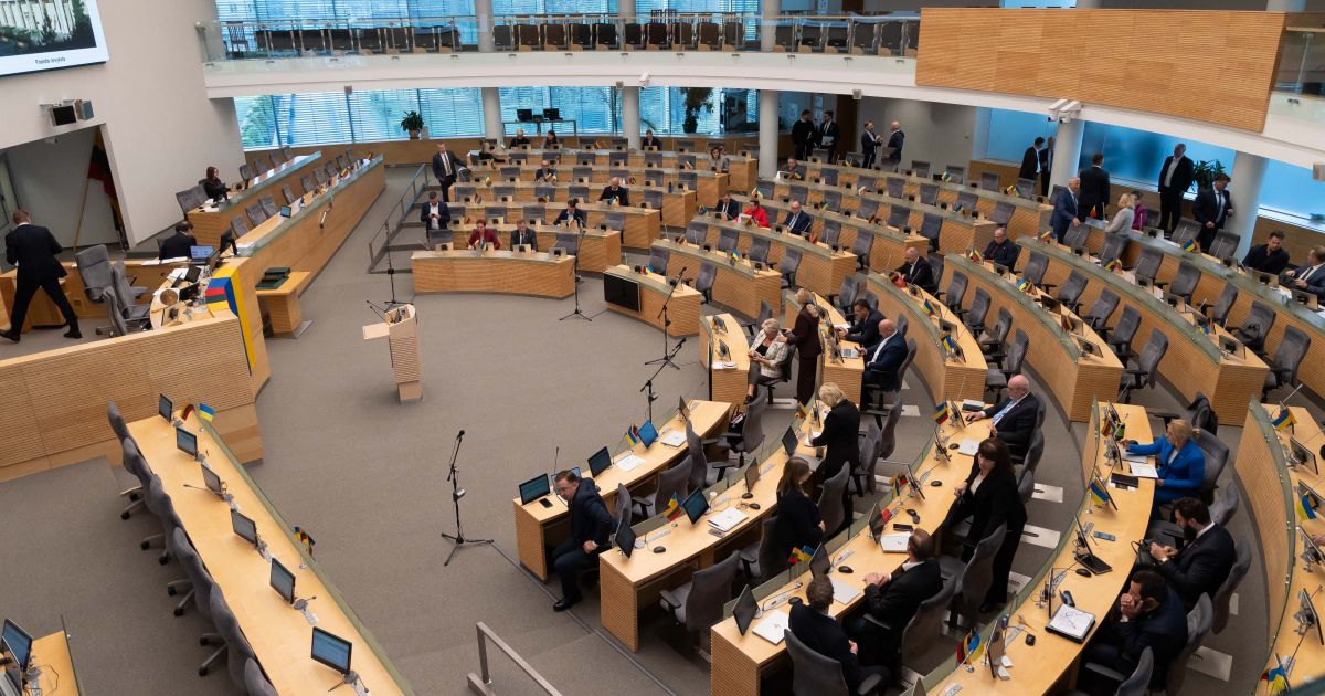 Dar vienas pavyzdys, kad Seime balsuojama, nežinant, už ką - Respublika.lt