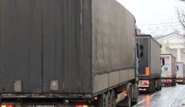 Aliaksandras Lukašenka uždraudė Lenkijoje ir Lietuvoje registruotų sunkvežimių eismą Baltarusijoje - Respublika.lt