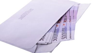 Advokato padėjėjo karjerą pakirto 2000 eurų kyšis - Respublika.lt