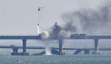 Rusija nuteisė 8 asmenis kalėti iki gyvos galvos už Krymo tilto sprogdinimą - Respublika.lt