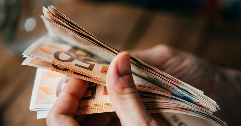 Tyrimas atskleidė, kokią sumą sukaupę lietuviai į pensiją išeitų jau šiandien | Verslas