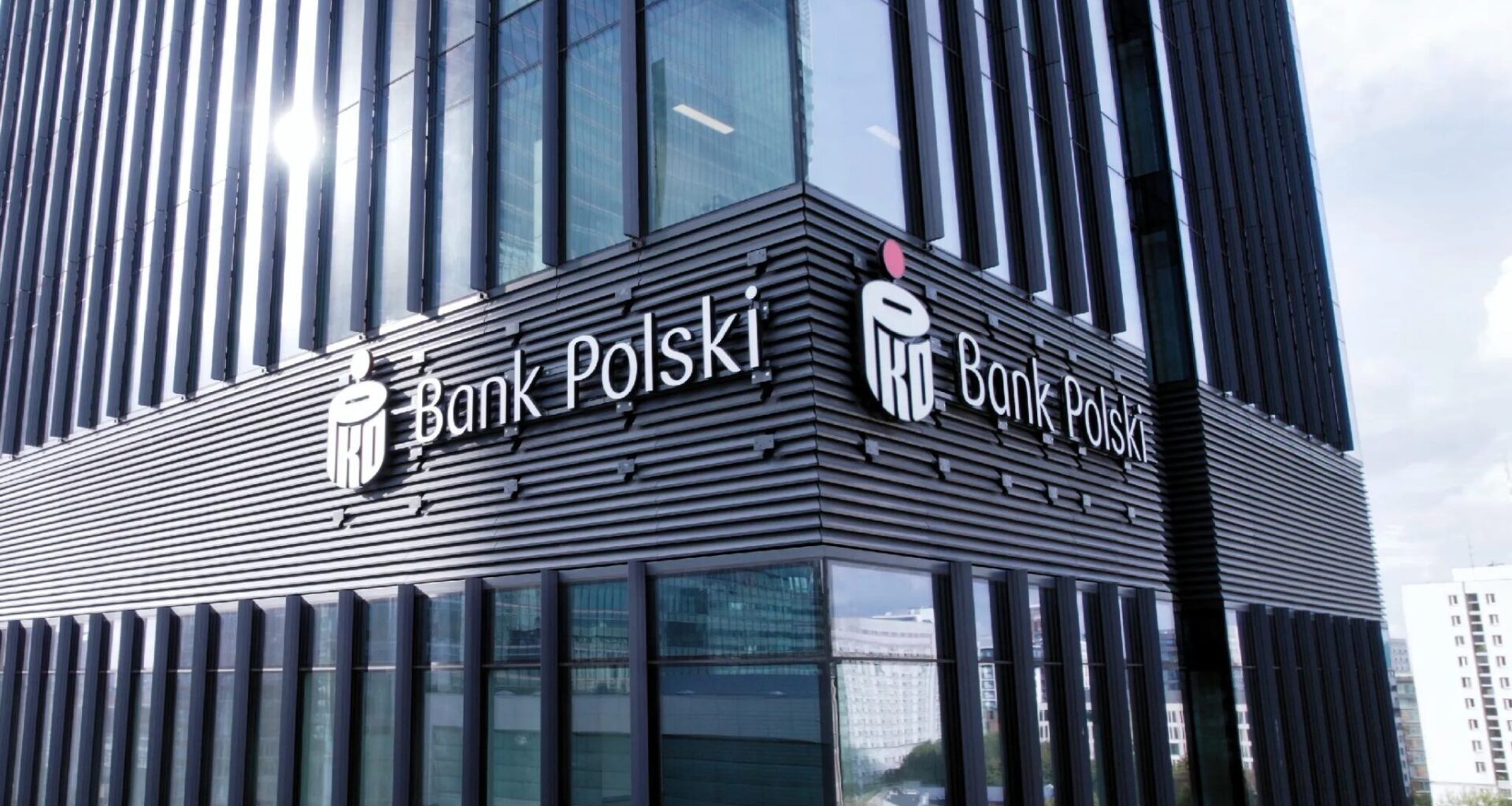 Lenkijos bankas PKO netrukus atidarys atstovybę Vilniuje