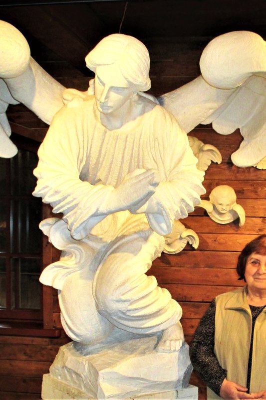 Po angelo sparnu - Scholastika Kavaliauskienė