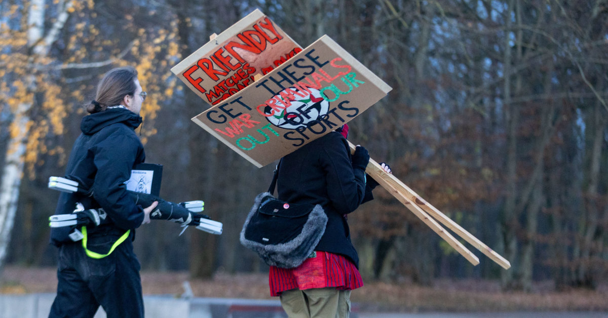 „Šių rungtynių neturėtų būti“: Kaune – protestas prieš rungtynes su Izraeliu | Sportas