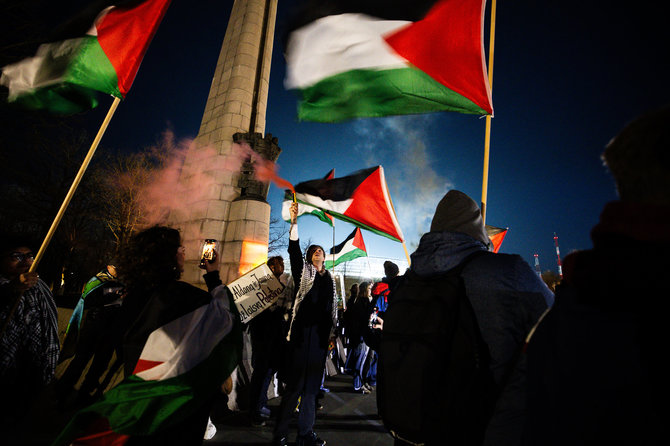 Teodoro Biliūno / BNS nuotr./„Poppies Palestine Action“ prie Dariaus ir Girėno stadiono