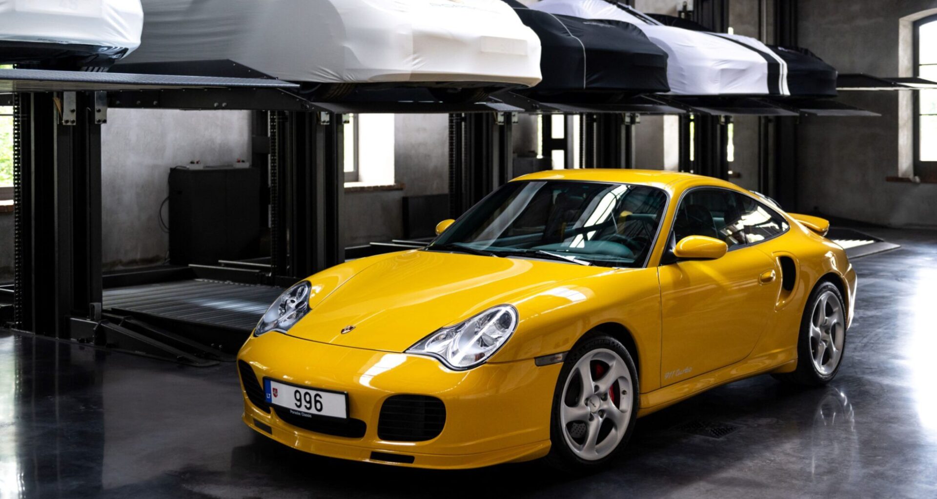 Netikėtas pasiūlymas: už 25 eurus galite tapti „Porsche 911 Turbo“ bendrasavininku